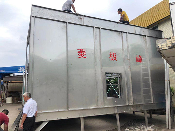 全钢冷却塔拼装